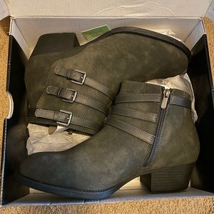 Dark Grey Faux Suede Triple Strap
Bootie (WW); Torrid; Size 13